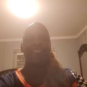 Meet your Posher, Yvette